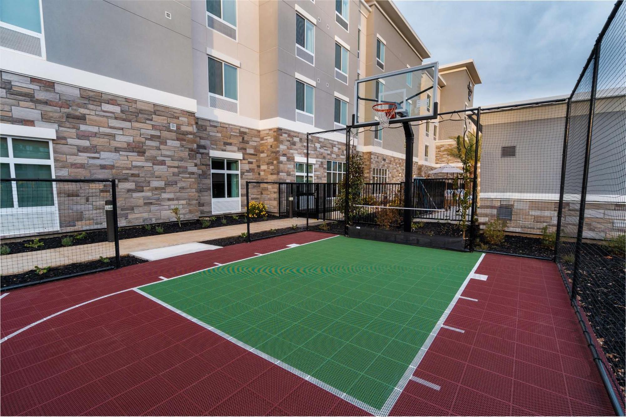 โฮมวูด สวีท บาย ฮิลตัน แรนโช คอร์โดวา แคลิฟอร์เนีย Hotel ภายนอก รูปภาพ